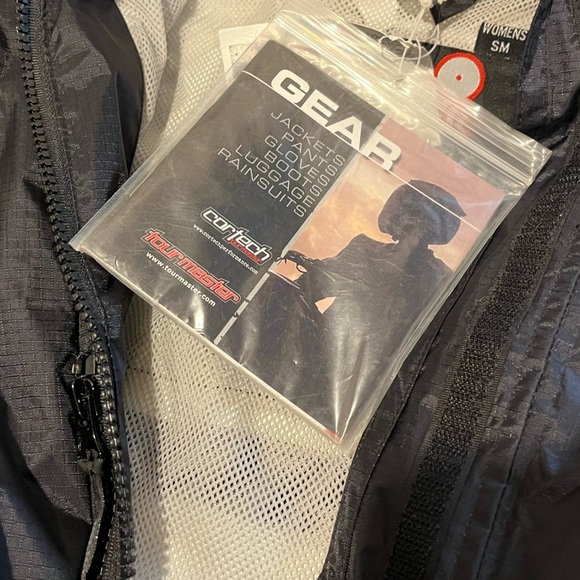 🖤 TOUR MASTER Sentinel Women’s Rain Jacket – S/M – NEW - Picture 12 of 12